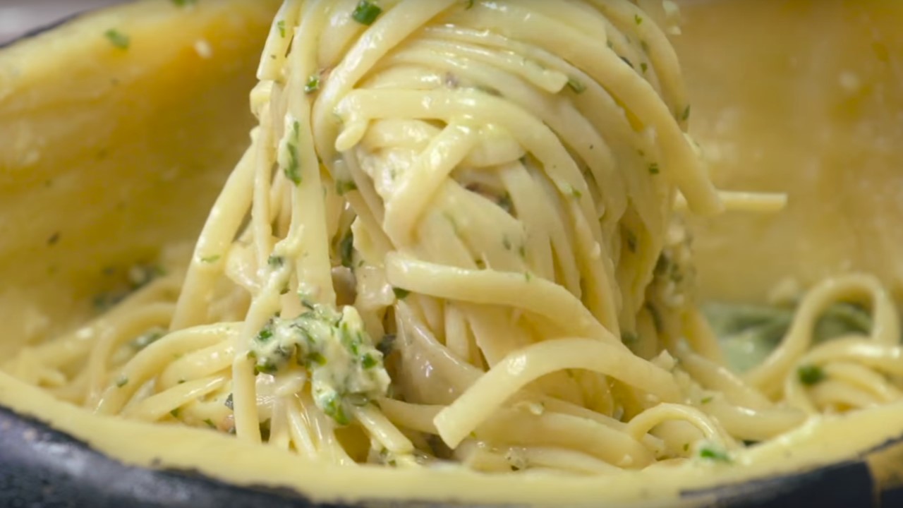 Linguini cacio e pepe - Cucinare