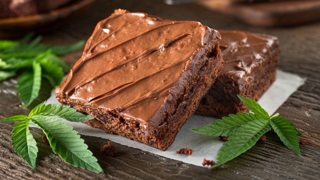 Brownies de marihuana: al menos tres alumnas intoxicadas en un colegio